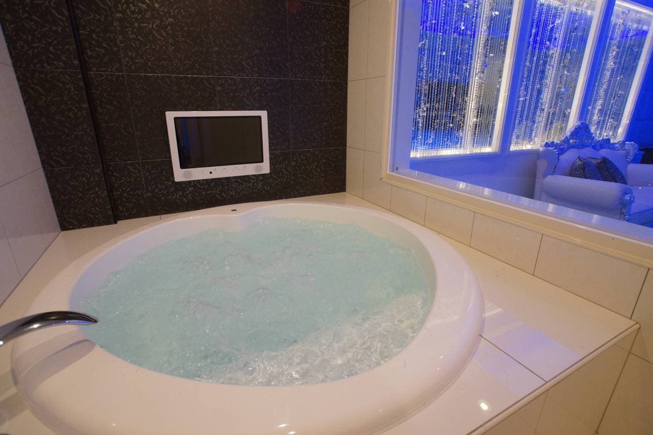 13号室 - バスルーム