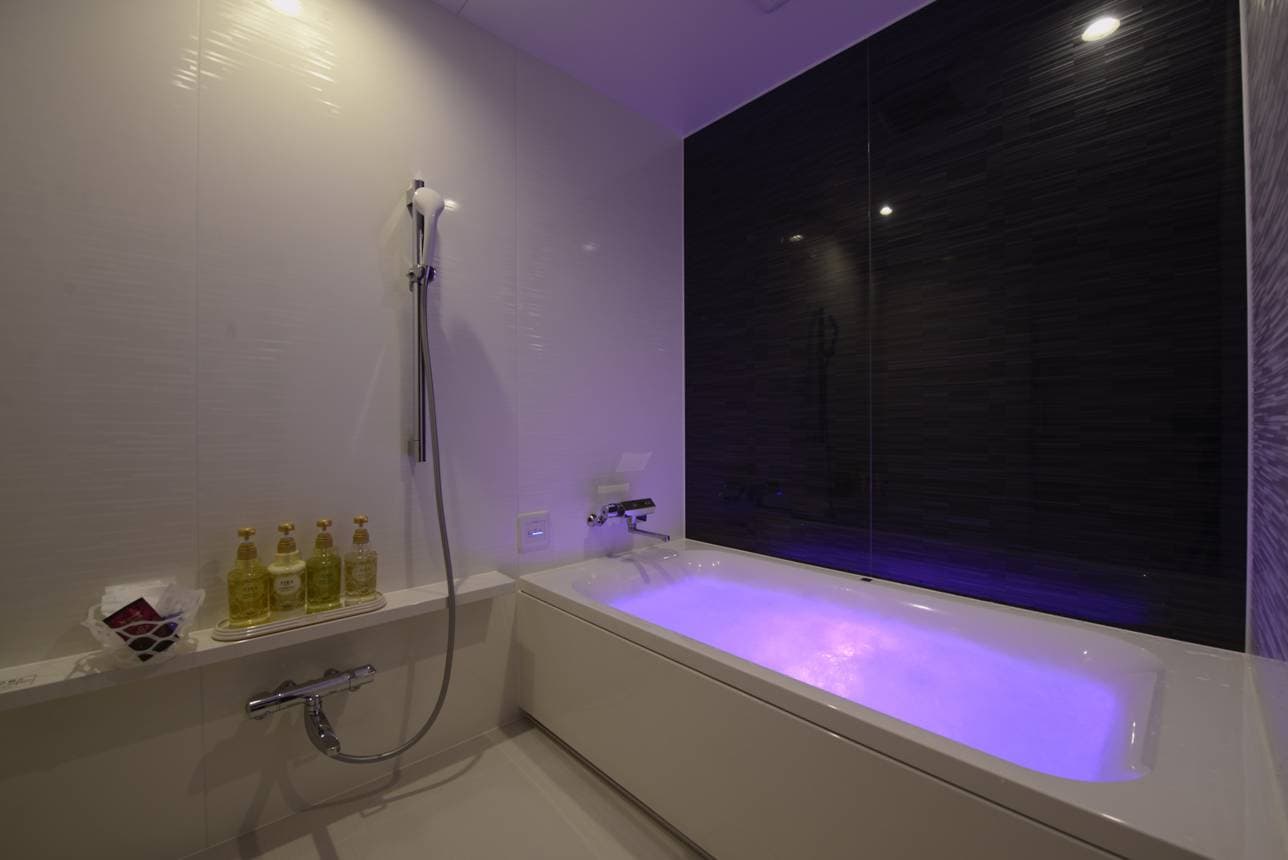 7号室 - バスルーム